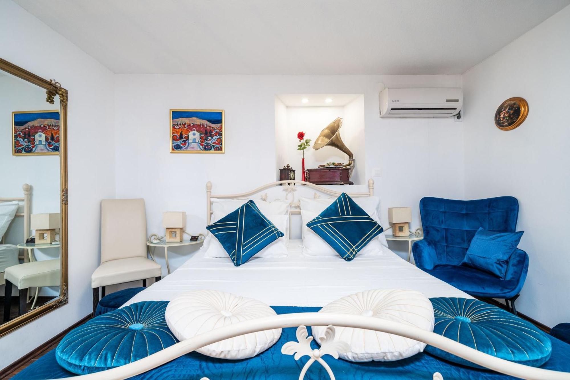 Apartment Plaza *